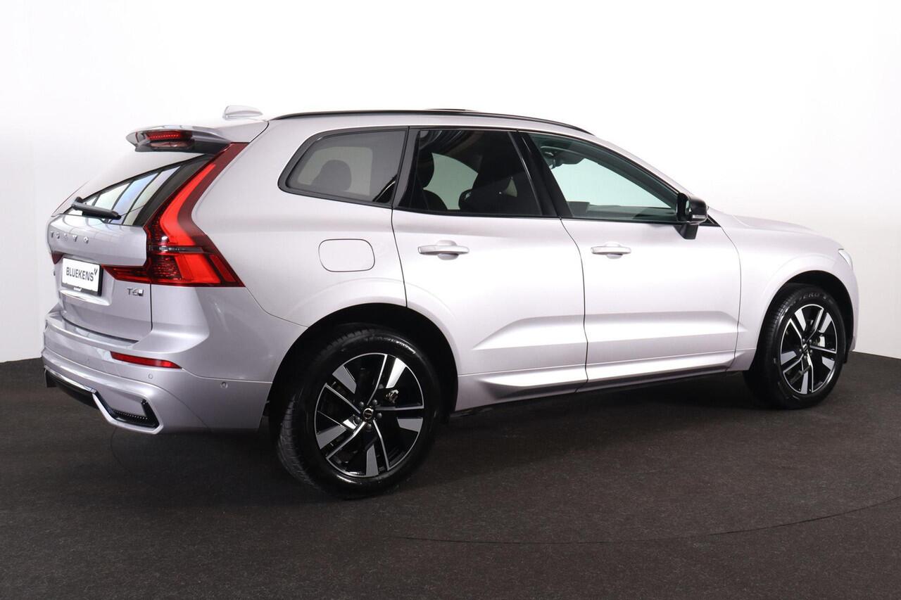 Volvo XC60 T6 Recharge AWD Plus Dark - Panorama/schuifdak - IntelliSafe Assist & Surround - 360º Camera - Verwarmde voorstoelen, stuur & achterbank - Parkeersensoren voor & achter - Elektr. bedienb. voorstoelen met geheugen - Head up display - Draadloze tel. lader -