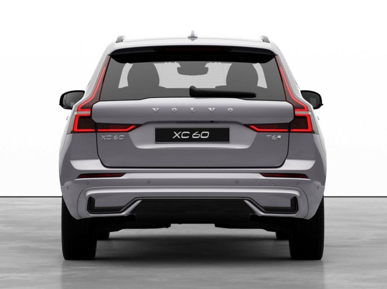 Volvo XC60 2.0 T6 Plug-in hybrid AWD Plus Dark Automaat / Panoramadak / Head-up display / 360* camera / 20" velgen / MY2026