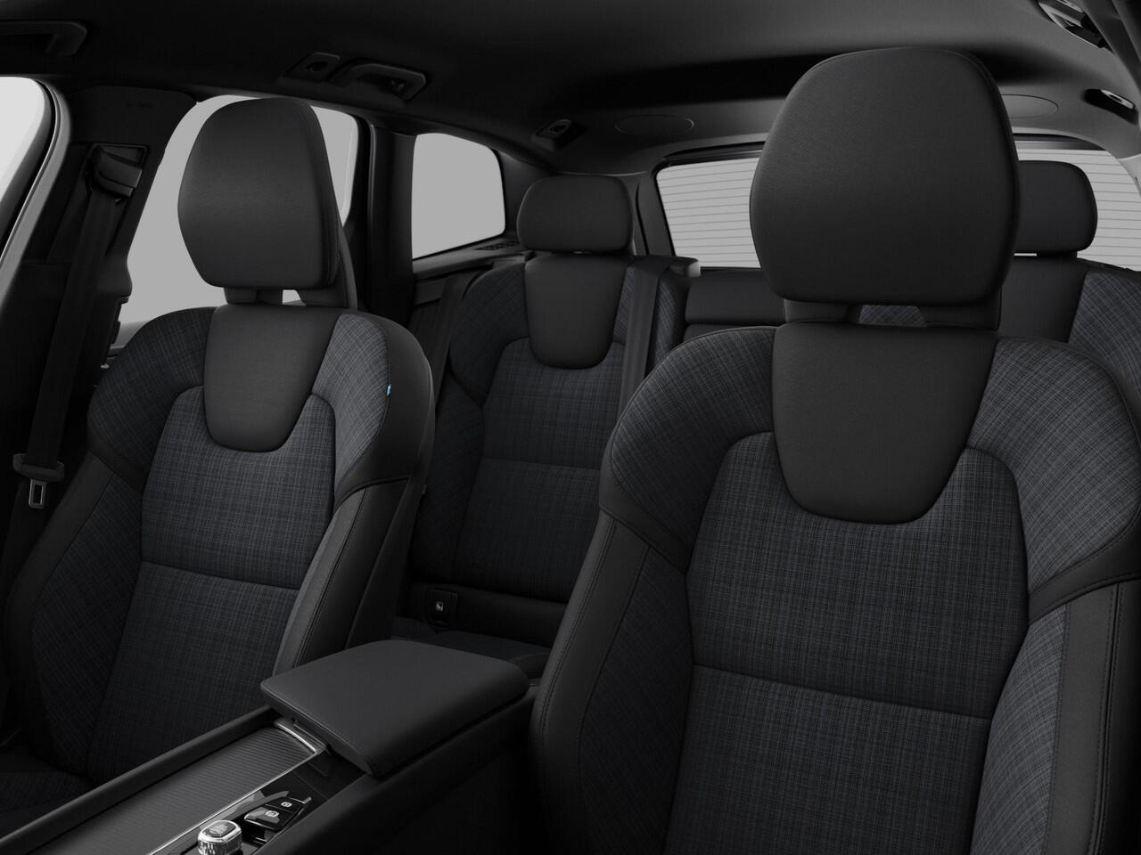 Volvo XC60 T6 Plug-in hybrid AWD Business Edition | Harman/Kardon | Getinte ramen | Climate pack |