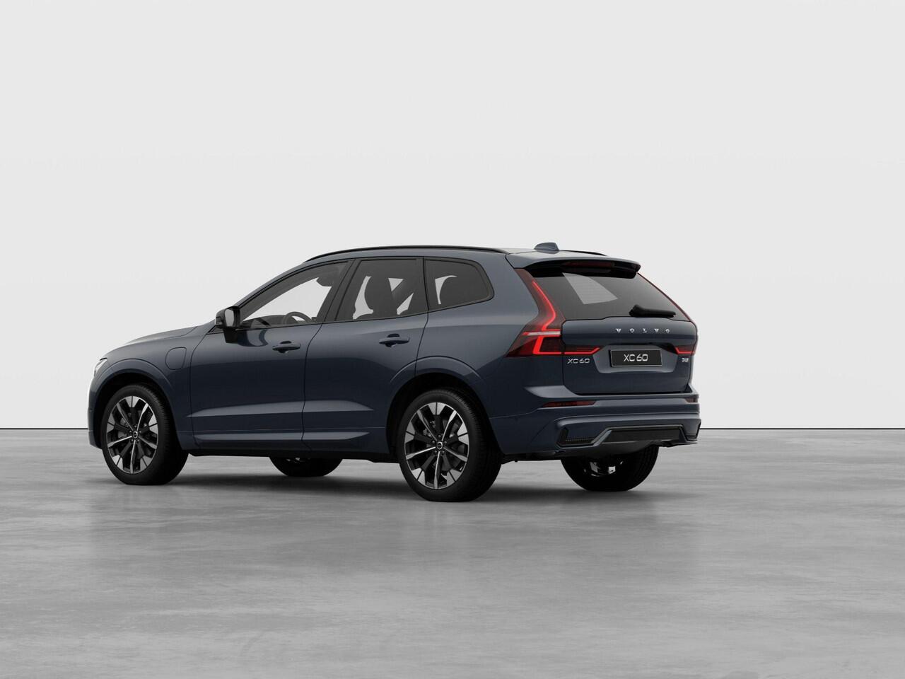 Volvo XC60 T6 Plug-in hybrid AWD Plus | Premium pack | Panoramadak | HUD | Geventileerd leer |
