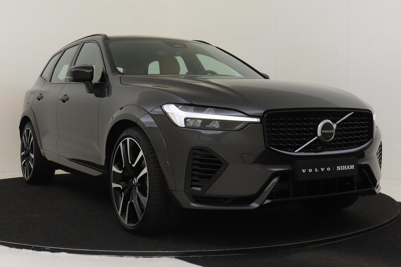 Volvo XC60 T8 PLUG-IN HYBRID AWD ULTRA DARK *FULL OPTIONS!* -PANO.DAK|BOWERS&WILIKINS|GEVENT.LEDER+MASSAGE|LUCHTVERING|360°CAM|HEAD-UP DISP.|TREKHAAK|22"