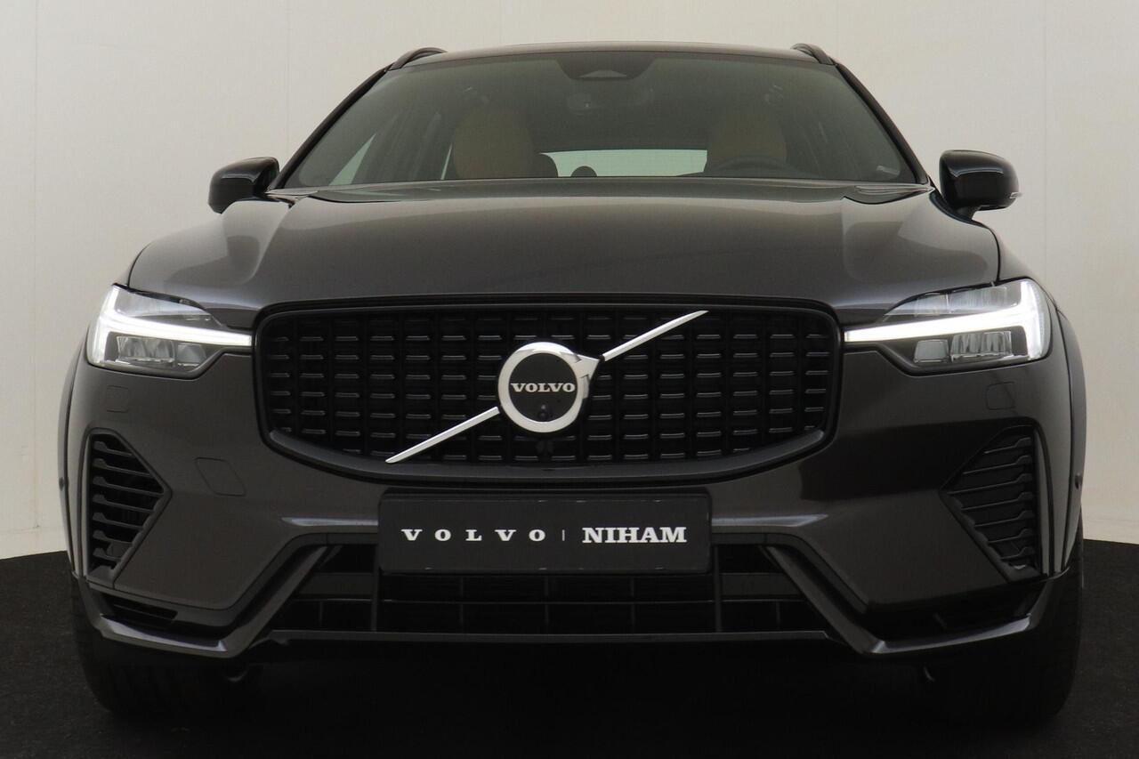 Volvo XC60 T8 PLUG-IN HYBRID AWD ULTRA DARK *FULL OPTIONS!* -PANO.DAK|BOWERS&WILIKINS|GEVENT.LEDER+MASSAGE|LUCHTVERING|360°CAM|HEAD-UP DISP.|TREKHAAK|22"