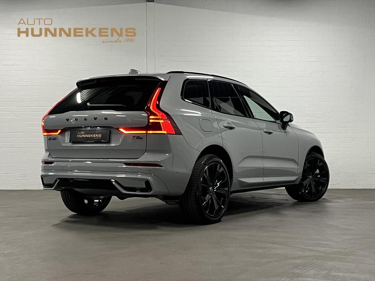 Volvo XC60 T8 PHEV AWD Ultra Black Edition Bowers & Wilkins | Massage | Open dak | Stoel ventilatie | Stoel-/stuurverwarming | Head-up | 360 camera | *455PK*