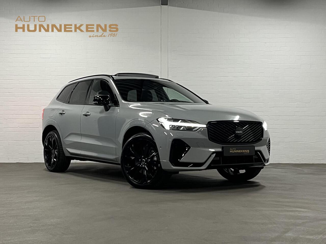 Volvo XC60 T8 PHEV AWD Ultra Black Edition Trekhaak | Bowers & Wilkins | Massage | Open dak | Stoel ventilatie | Stoel-/stuurverwarming | Head-up | 360 camera | *455PK*