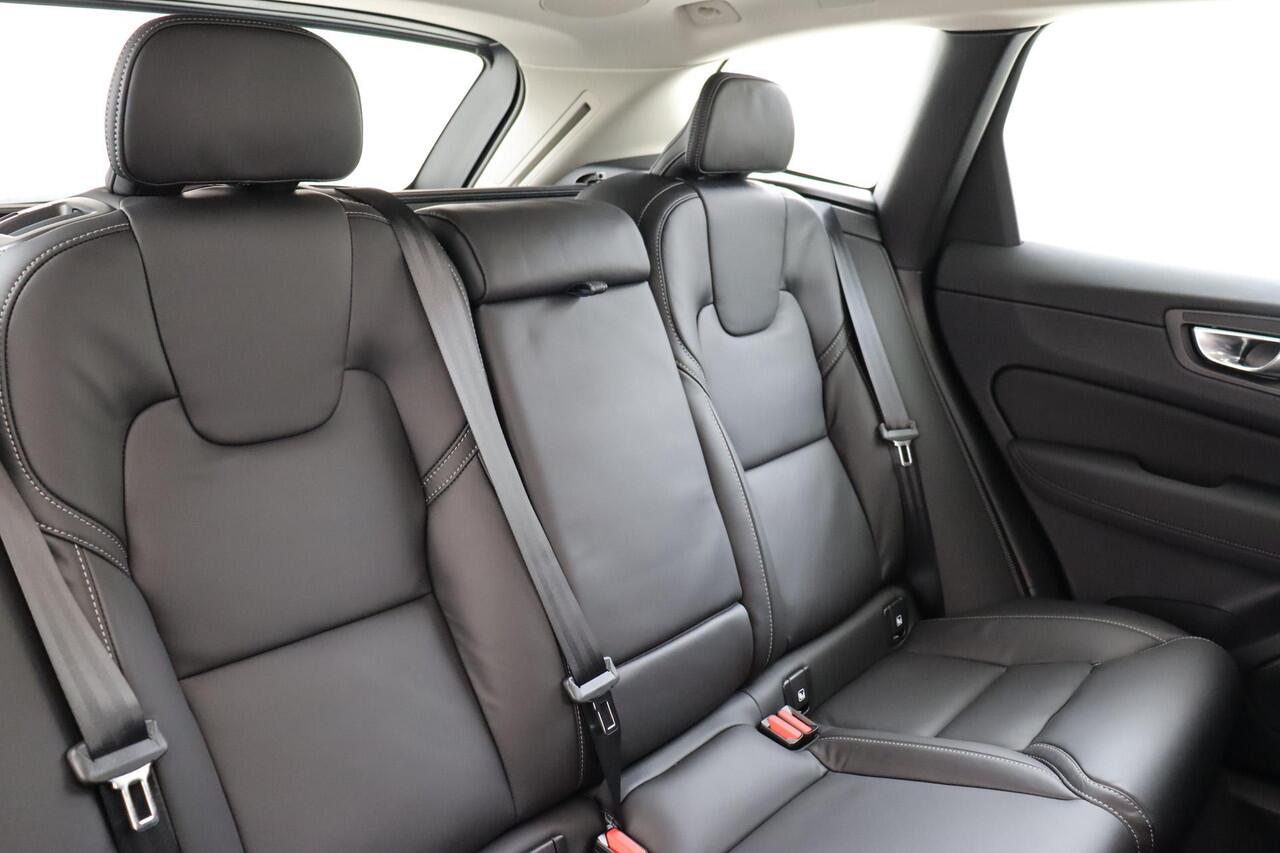 Volvo XC60 II T6 PLUG-IN HYBRID AWD PLUS DARK -PANO.DAK|HARMAN/KARDON|GEVENT.LEDER|360°CAM|HEAD-UP DISP.|HEAD-UP DISP.|21"