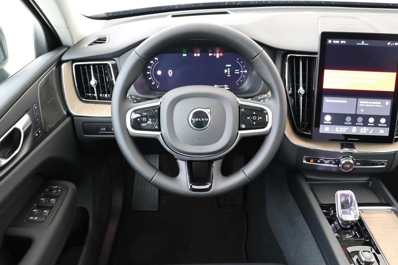 Volvo XC60 II T6 PLUG-IN HYBRID AWD PLUS DARK -PANO.DAK|HARMAN/KARDON|GEVENT.LEDER|360°CAM|HEAD-UP DISP.|HEAD-UP DISP.|21"