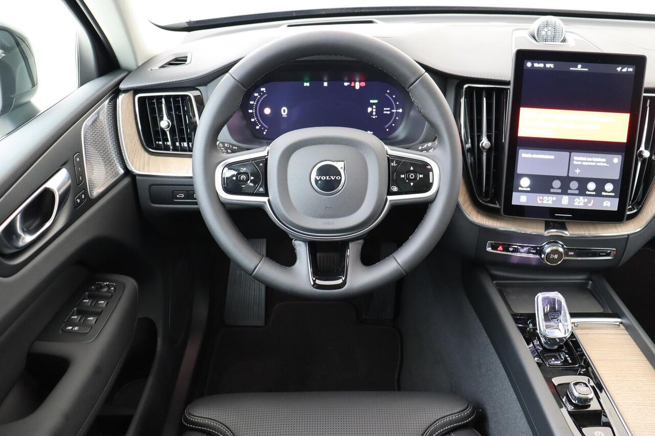 Volvo XC60 II T6 PLUG-IN HYBRID AWD ULTRA EXECUTIVE ED. DARK *FULL OPTIONS!* -PANO.DAK|BOWERS&WILKINS|LUCHTVERING|GEVENT.LEDER+MASSAGE|360?8CAM|HEAD-UP DISP.|22"