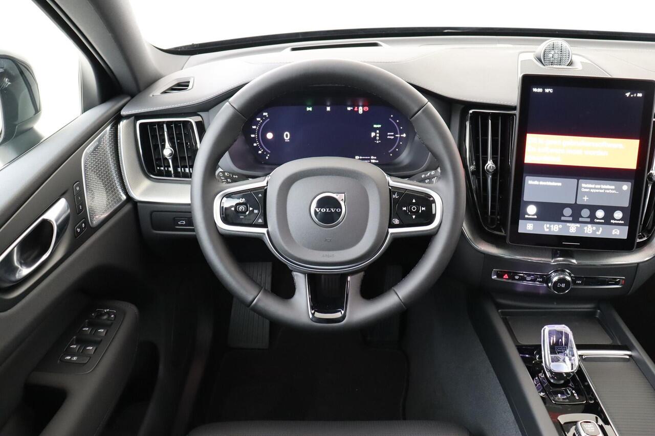 Volvo XC60 II T6 PLUG-IN HYBRID AWD ULTRA DARK BLACK EDITION -PANO.DAK|BOWERS&WILKINS|GEVENT.LEDER+MASSAGE|LUCHTVERING|360°CAM|HEAD-UP DISP.|GELAAGD.GLAS|22"