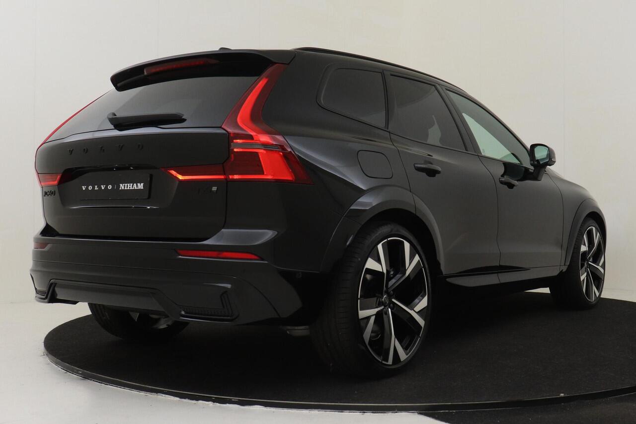 Volvo XC60 II T6 PLUG-IN HYBRID AWD ULTRA DARK BLACK EDITION -PANO.DAK|BOWERS&WILKINS|GEVENT.LEDER+MASSAGE|LUCHTVERING|360°CAM|HEAD-UP DISP.|GELAAGD.GLAS|22"