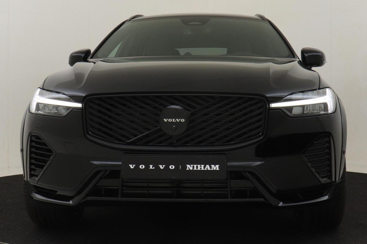 Volvo XC60 II T6 PLUG-IN HYBRID AWD ULTRA DARK BLACK EDITION -PANO.DAK|BOWERS&WILKINS|GEVENT.LEDER+MASSAGE|LUCHTVERING|360°CAM|HEAD-UP DISP.|GELAAGD.GLAS|22"