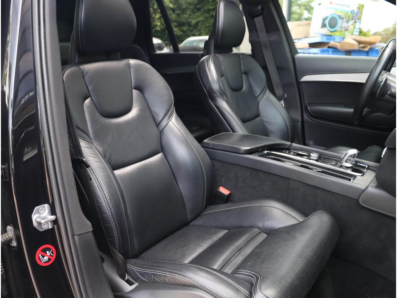 Volvo XC90 T8 Twin Engine R-design 7p. Trekhaak Pano Stoelkoeling ERAD vv!