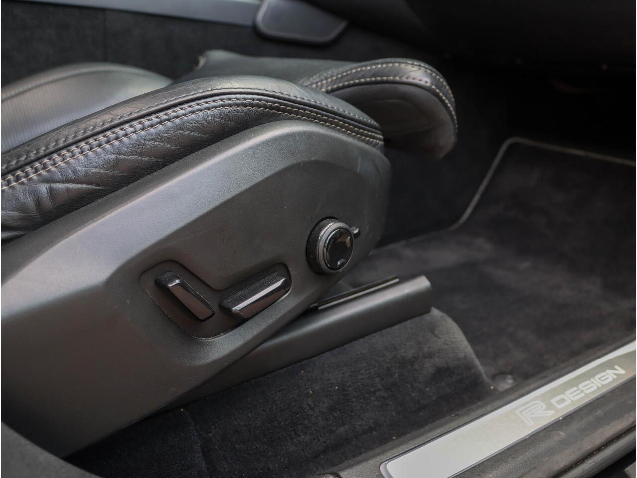 Volvo XC90 T8 Twin Engine R-design 7p. Trekhaak Pano Stoelkoeling ERAD vv!