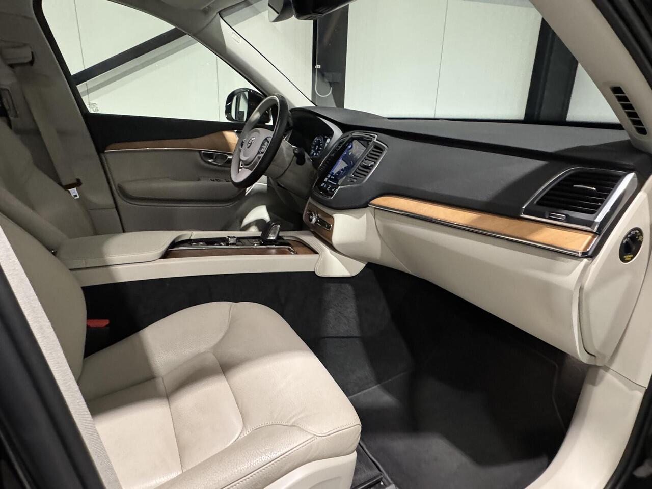 Volvo XC90 2.0 T8 Recharge AWD Inscription Expression Aut. | 7pers | pilot-assist | trekhaak | SOH 95% |