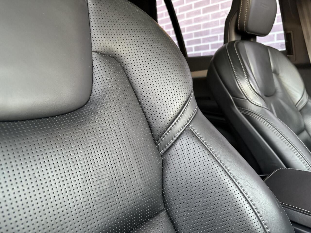 Volvo XC90 2.0 T8 Twin Engine AWD Inscription | Trekhaak | Massage stoelen | Geventileerde/verwarmde voorstoelen | Harman/Kardon | BLIS | Schuif/kantel panorama dak | Applecarplay/androidauto | 360 camera | Adaptieve cruise control | extra getint glas |