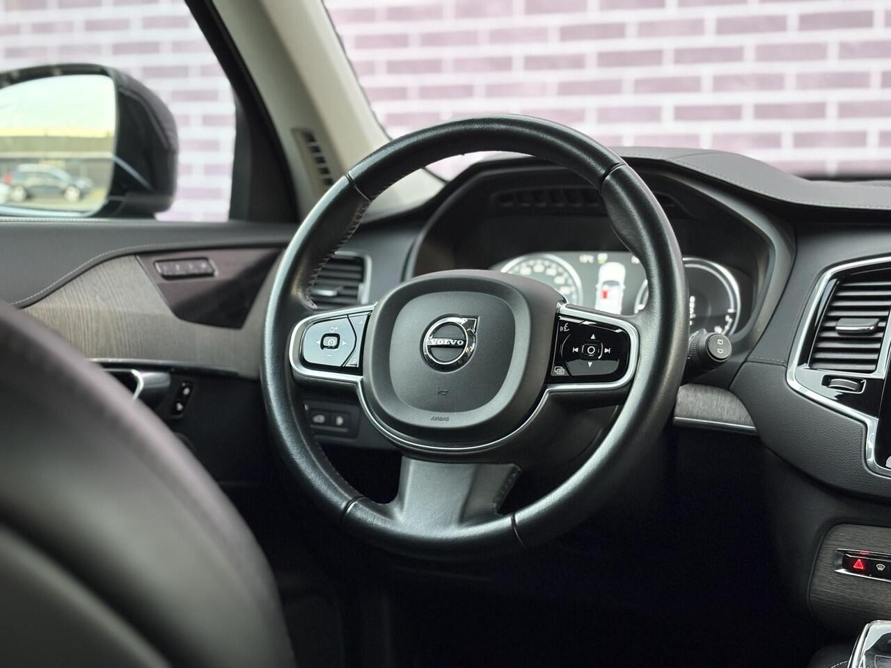 Volvo XC90 2.0 T8 Twin Engine AWD Inscription | Trekhaak | Massage stoelen | Geventileerde/verwarmde voorstoelen | Harman/Kardon | BLIS | Schuif/kantel panorama dak | Applecarplay/androidauto | 360 camera | Adaptieve cruise control | extra getint glas |