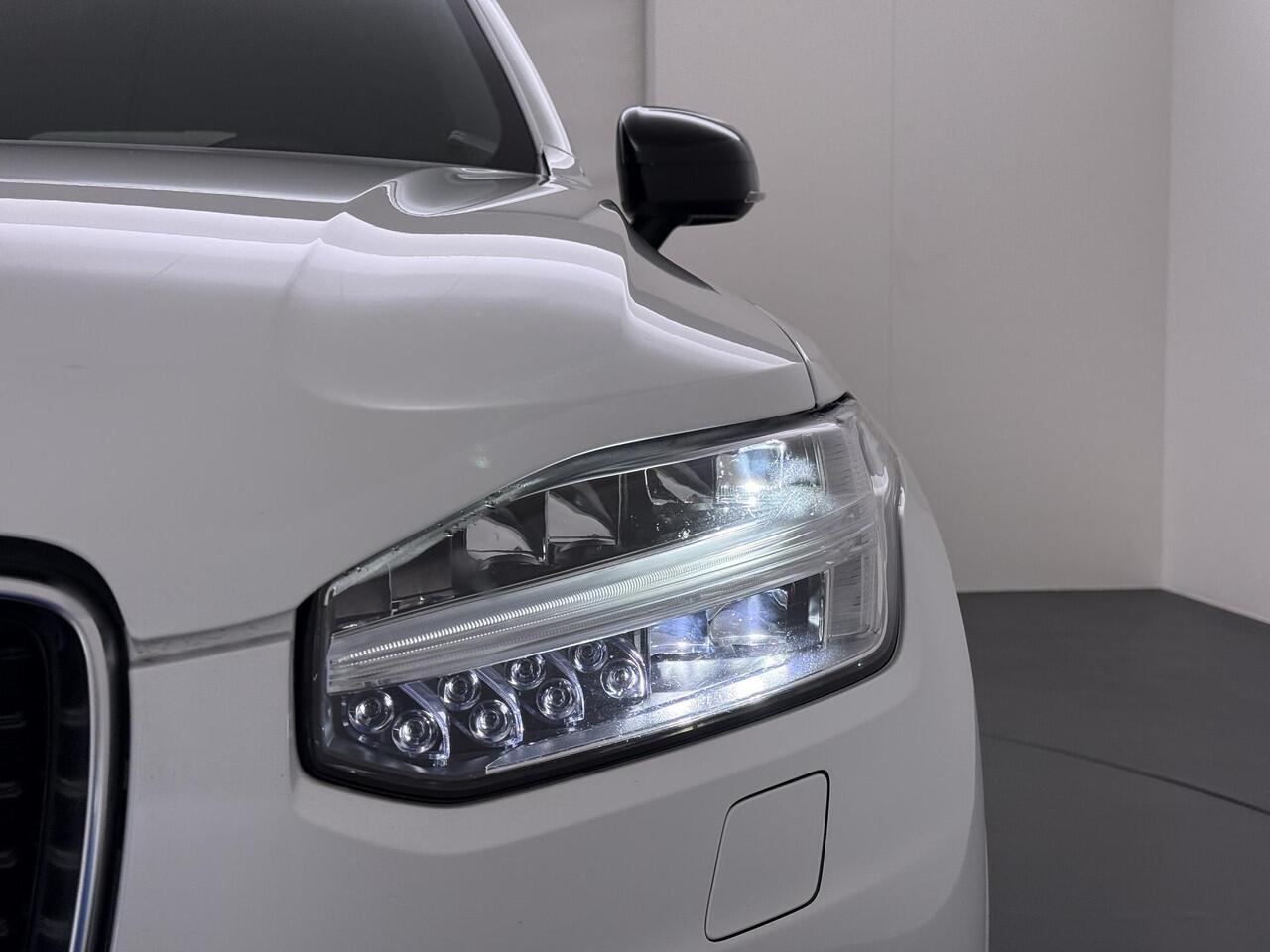 Volvo XC90 2.0 T8 Twin Engine AWD R-Design Trekhaak/22Inch/BLIS etc.