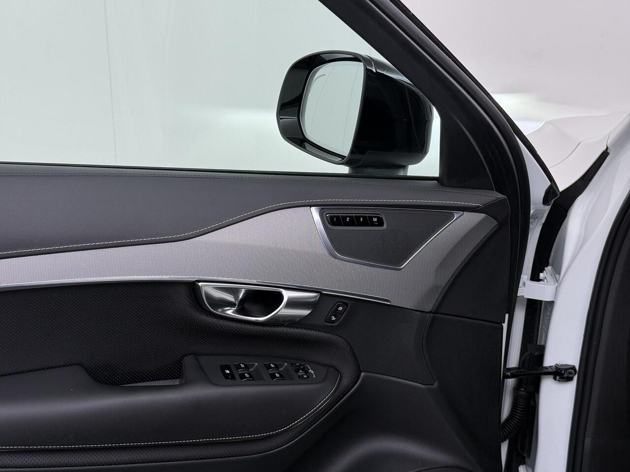 Volvo XC90 2.0 T8 Twin Engine AWD R-Design Trekhaak/22Inch/BLIS etc.