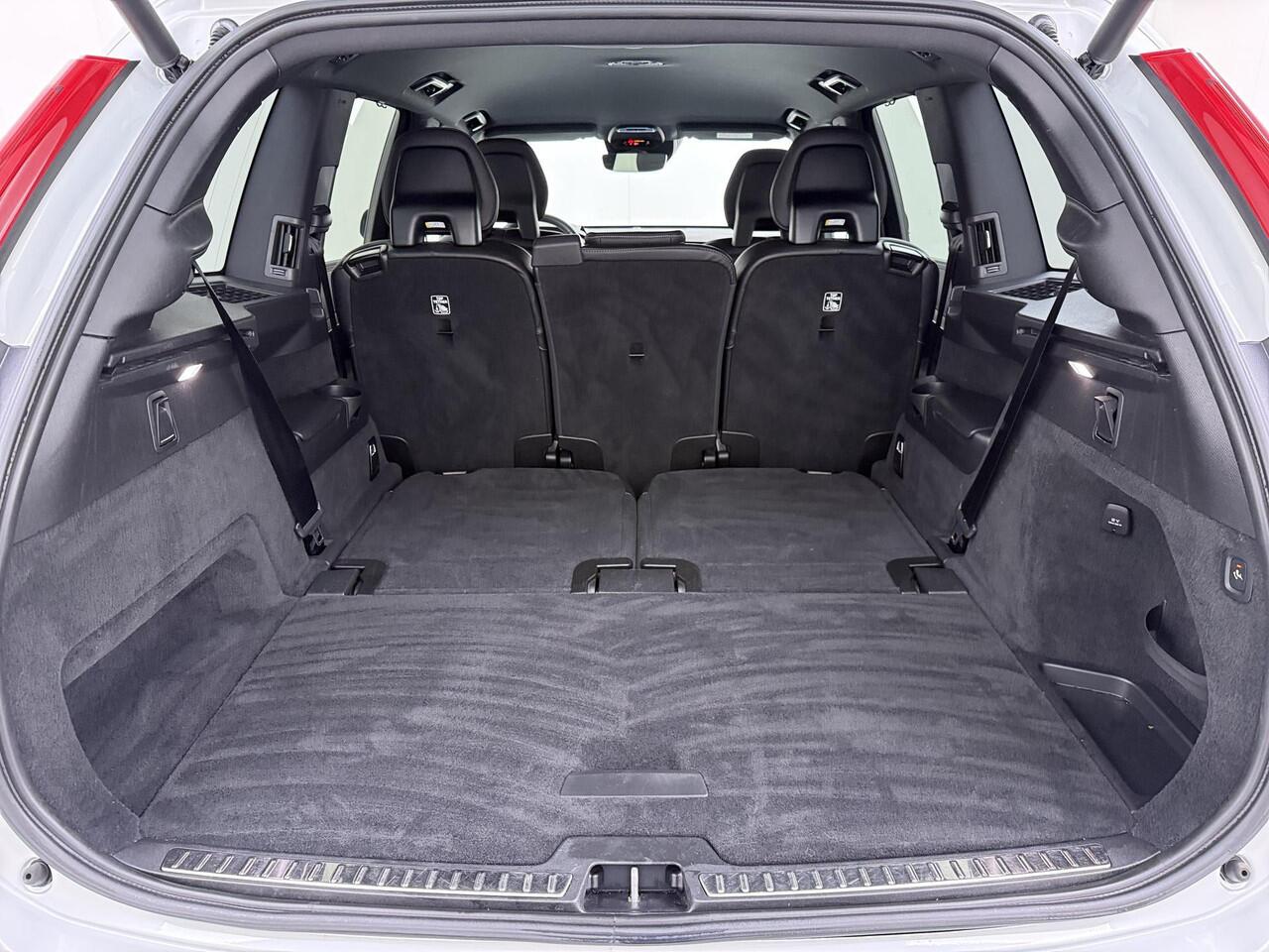 Volvo XC90 2.0 T8 Twin Engine AWD R-Design Trekhaak/22Inch/BLIS etc.