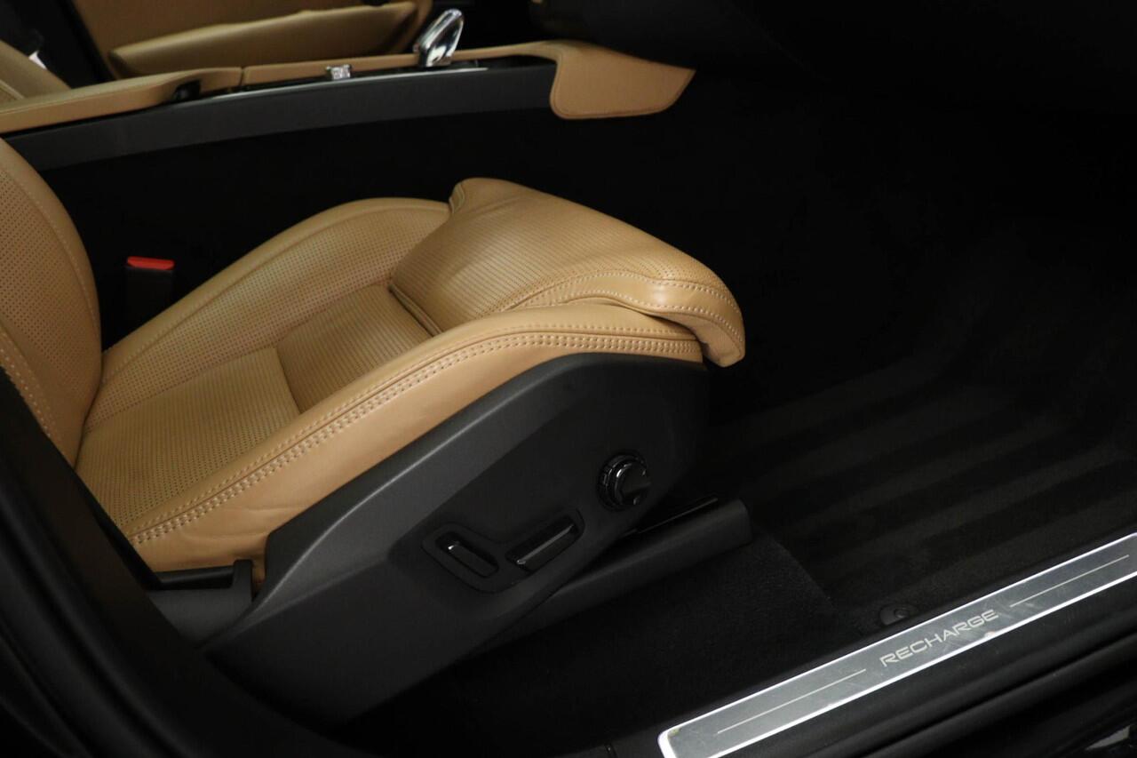 Volvo XC90 2.0 T8 Recharge AWD Inscription Exclusive | LUCHTVERING | PANORAMADAK | STOELKOELING | STUURVERWARMING