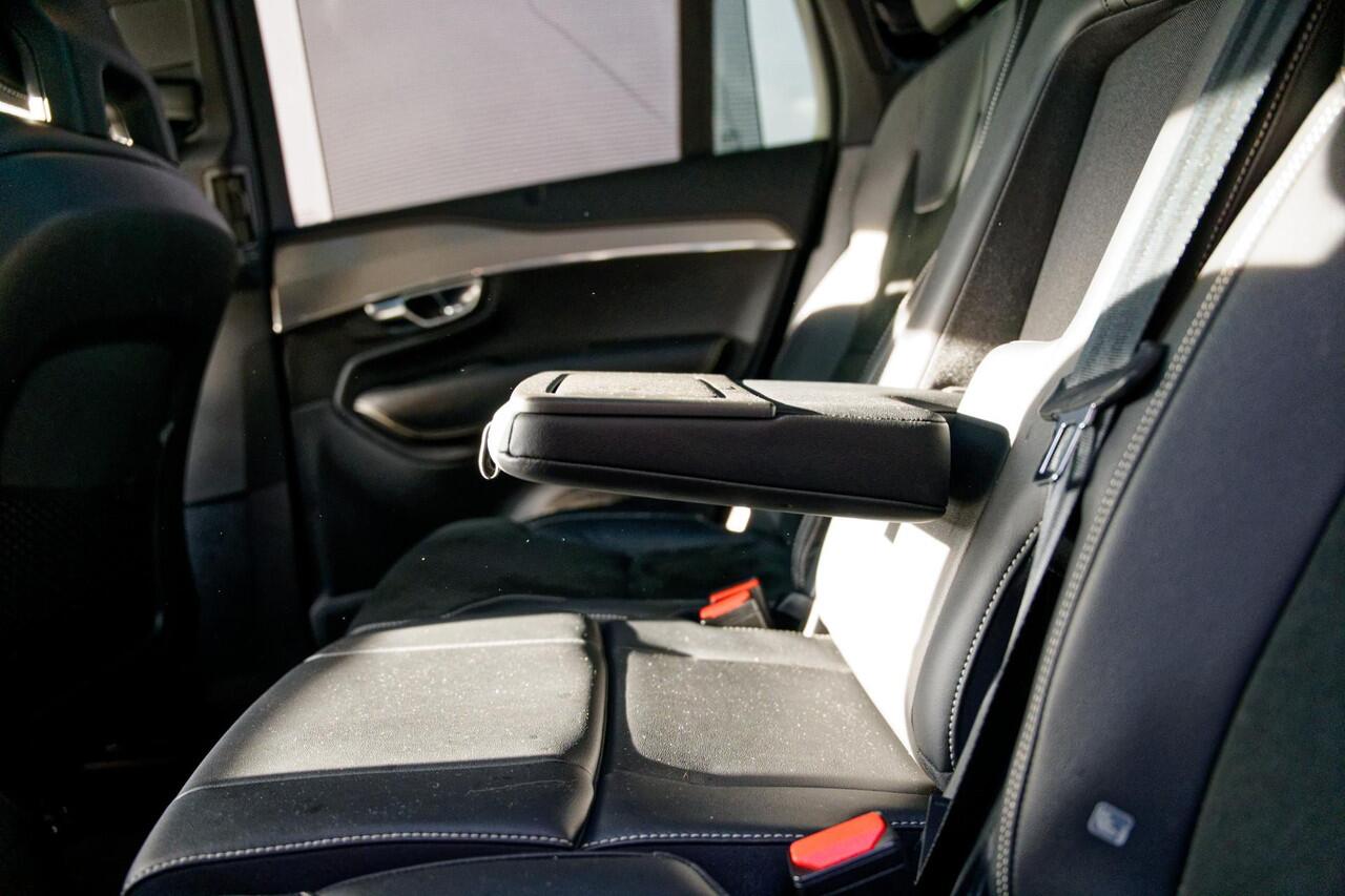 Volvo XC90 2.0 T8 Recharge AWD R-Design Luchtvering, Panoramadak, 360 Camera, Trekhaak, enz