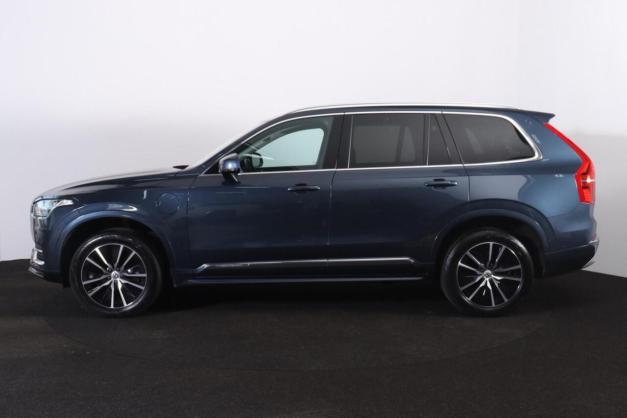 Volvo XC90 T8 Recharge AWD Inscription Expression - IntelliSafe Assist & Surround - Parkeercamera achter - Verwarmde voorstoelen & stuur - Parkeersensoren voor & achter - Elektr. bedienb. voorstoelen met geheugen - Draadloze tel. lader - Extra getint glas - Elektr. 