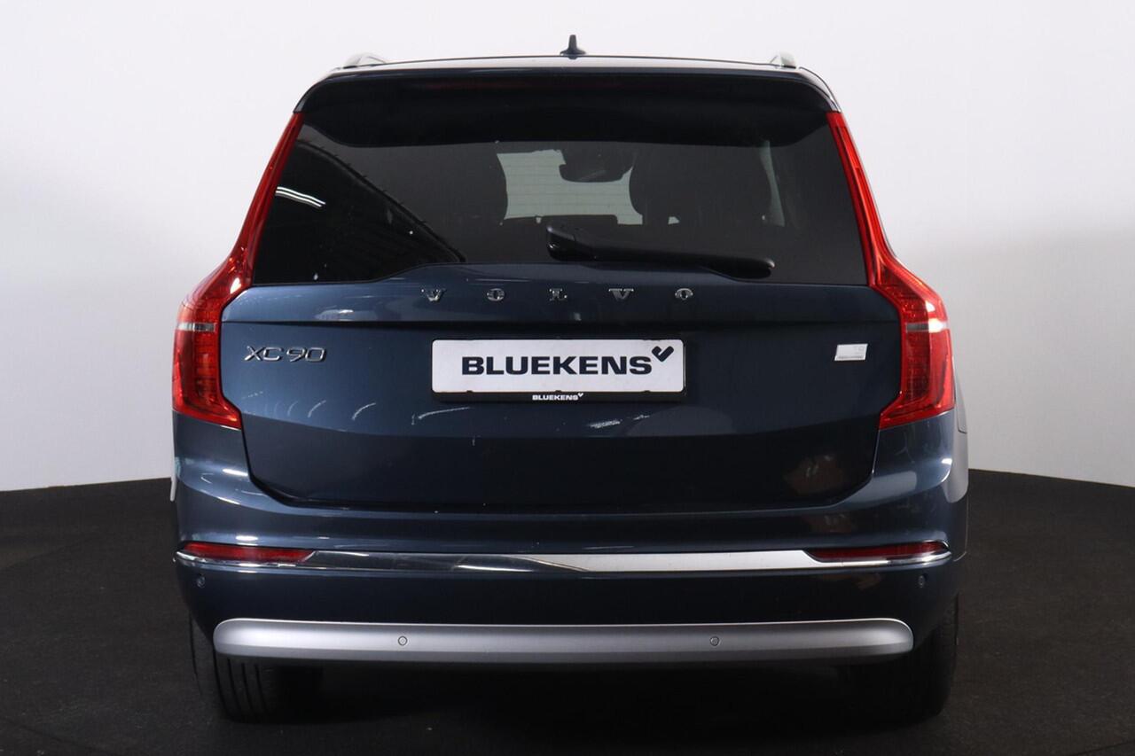 Volvo XC90 T8 Recharge AWD Inscription Expression - IntelliSafe Assist & Surround - Parkeercamera achter - Verwarmde voorstoelen & stuur - Parkeersensoren voor & achter - Elektr. bedienb. voorstoelen met geheugen - Draadloze tel. lader - Extra getint glas - Elektr. 