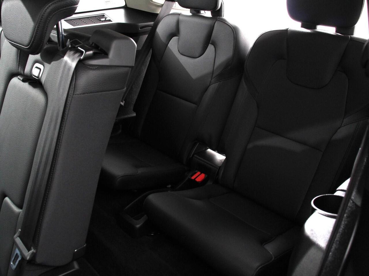 Volvo XC90 2.0 T8 Recharge AWD Inscription Expression 7p | Leder | Navigatie | Camera | Climate Control | Extra Getint Glas | Lichtmetalen Velgen | Electrisch te openen achterklep