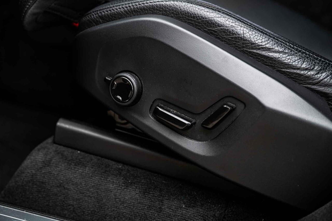 Volvo XC90 2.0 T8 Recharge AWD Inscription | Trekhaak | Luchtvering | 21" | 360° Camera | Panorama dak | Harman & Kardon | Adaptieve Cruise Control |