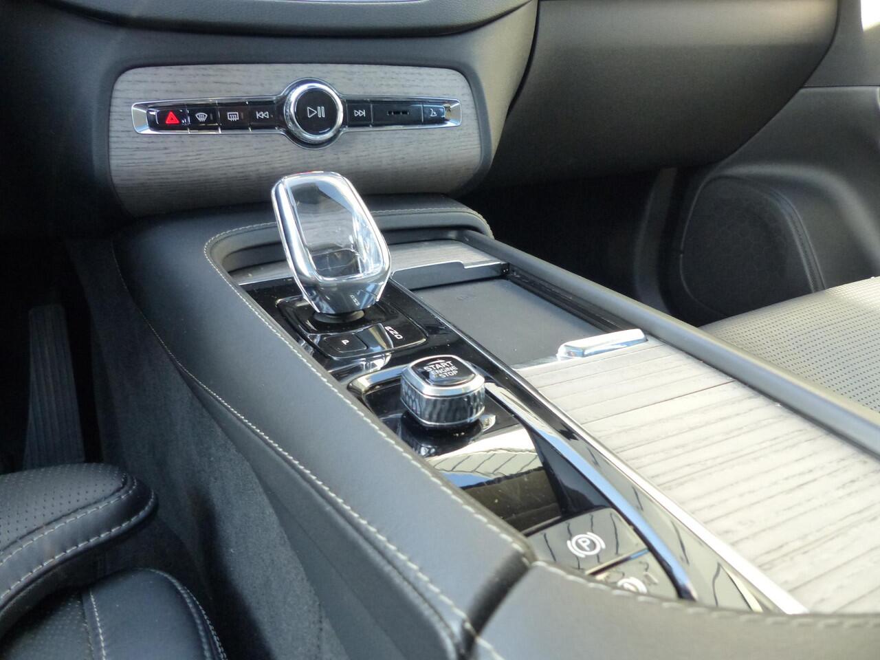 Volvo XC90 T8 Recharge AWD Inscription Exclusive | Geventileerde stoelen met massage | 360-camera | Head-up display |