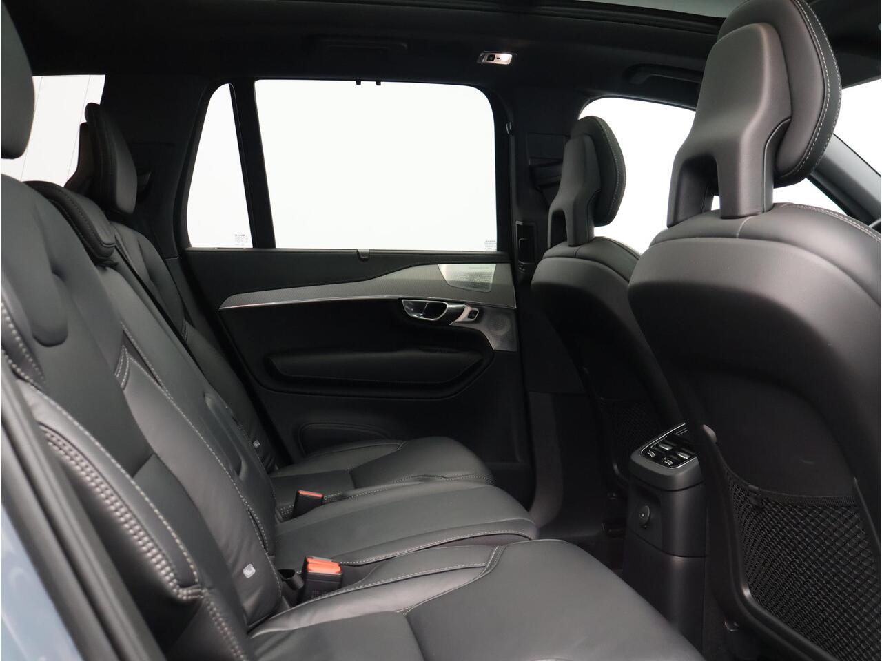 Volvo XC90 2.0 T8 Recharge AWD R-Design / Trekhaak / B&W audio / Massage en gevent. stoelen / 360 camera / Stoel+stuurwielverwarming