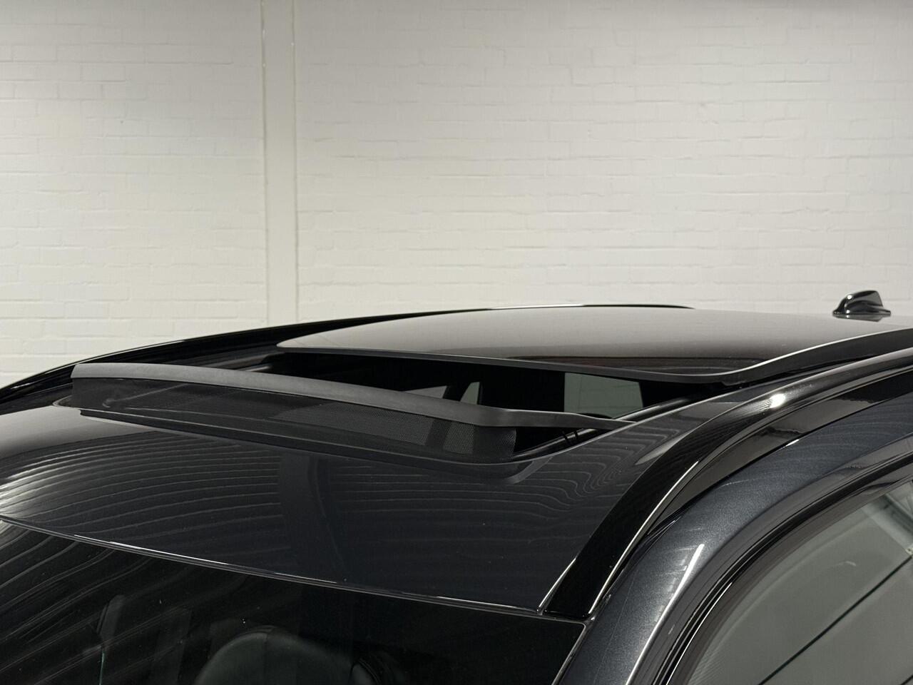 Volvo XC90 2.0 T8 Recharge AWD R-Design Luchtvering | Open dak | Adapt. Cruise c. | Long range | Harman/Kardon | Trekhaak