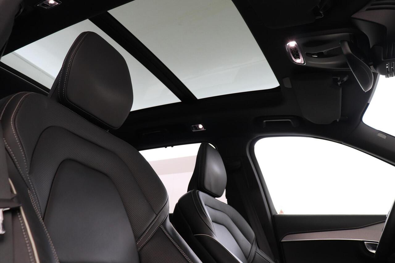 Volvo XC90 T8 RECHARGE AWD R-DESIGN *LONG RANGE* -PANO.DAK|BOWERS&WILKINS|LUCHTVERING|TREKHAAK|MEMORY.SEATS|360°CAM
