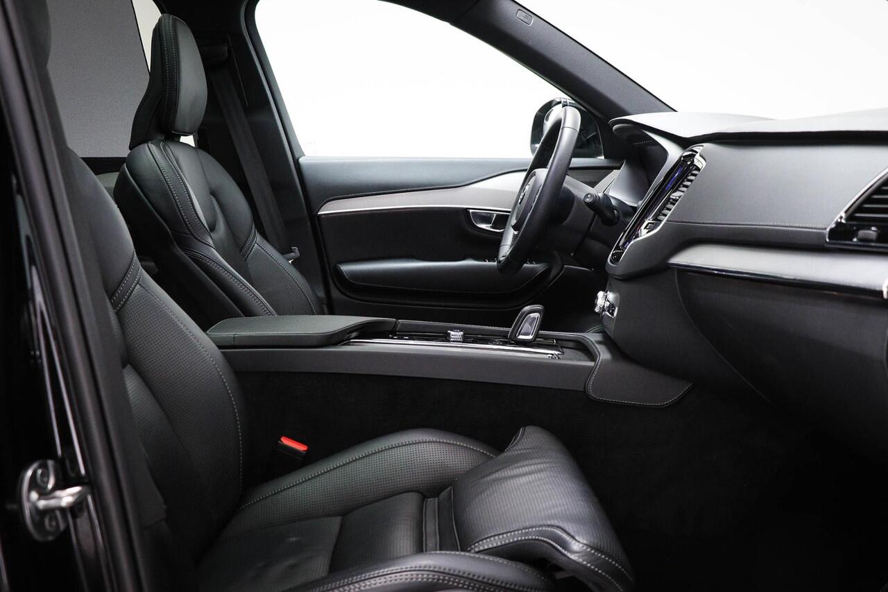 Volvo XC90 2.0 T8 Recharge AWD R-Design | STOELEN / LOUNGE- PACK | LUCHTVERING | PANORAMADAK | MASSAGE | STOELVENTILATIE | TREKHAAK | 22"