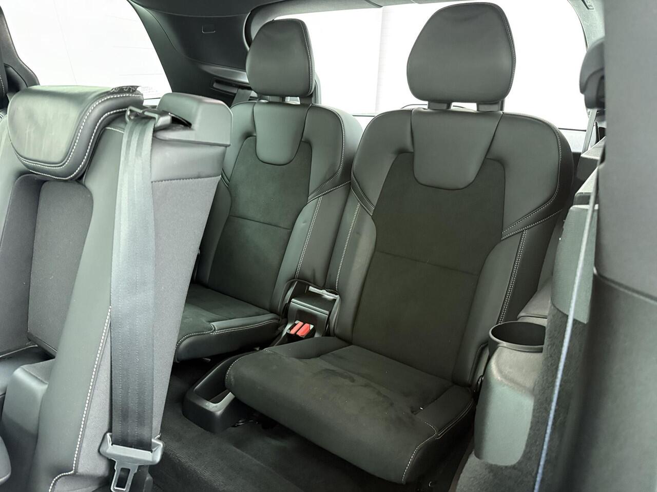 Volvo XC90 2.0 T8 Recharge AWD Ultimate Dark Luchtvering/Trekhaak/360Cam etc.