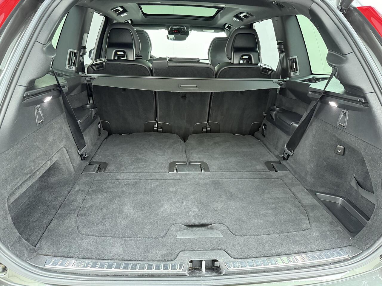 Volvo XC90 2.0 T8 Recharge AWD Ultimate Dark Luchtvering/Trekhaak/360Cam etc.