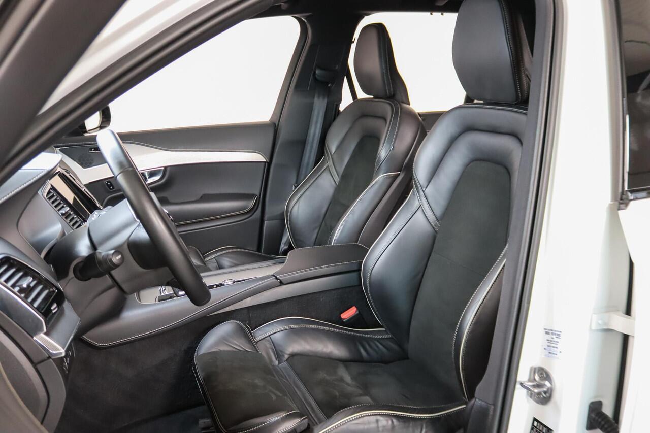 Volvo XC90 2.0 T8 Recharge AWD Plus Dark, 455PK, Longrange, Trekhaak draaibaar, Pilot Assist, Zeer nette auto!