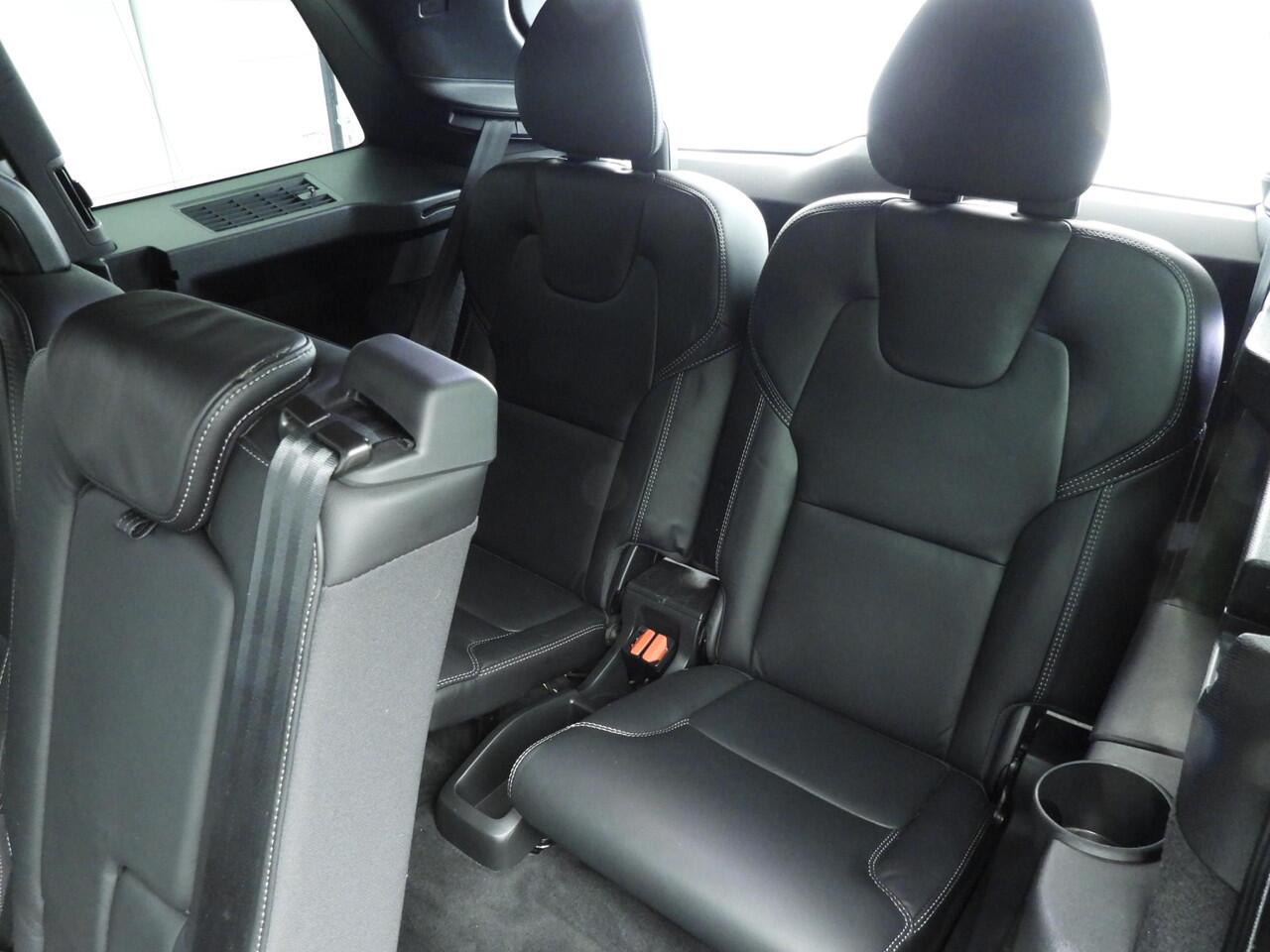 Volvo XC90 2.0 T8 Recharge AWD R-Design 7 zits | Bowers & Wilkins | Trekhaak | Luchtvering | 22"