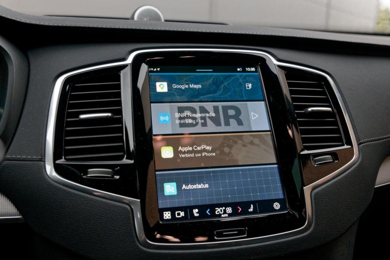 Volvo XC90 2.0 T8 Longrange B&W, Luchtvering, HUD, 22" LM velgen, 360 camera, enz