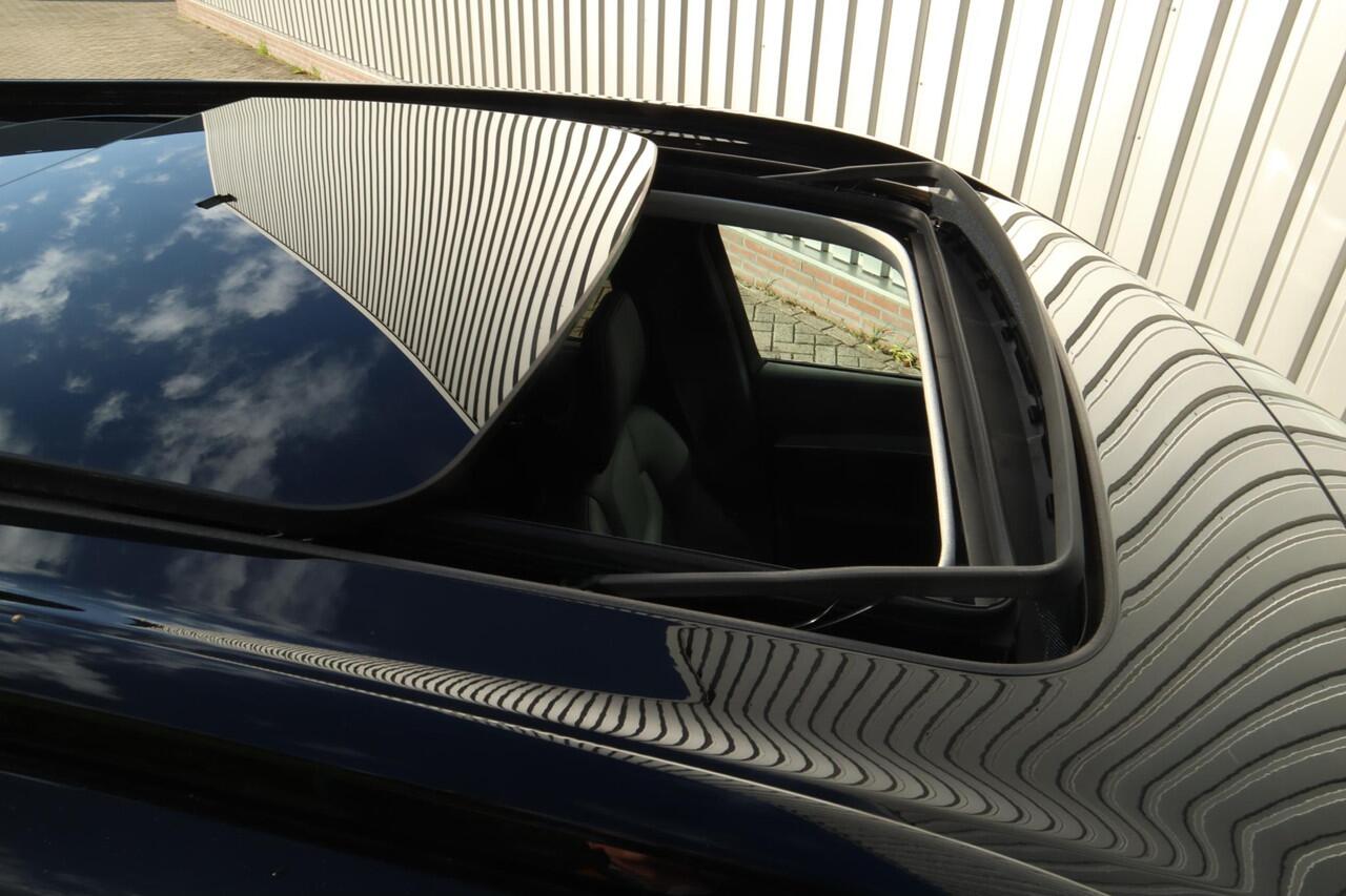 Volvo XC90 2.0 T8 Recharge AWD Ultimate Dark | Luchtvering | 360-camera | Alcantara hemelbekleding |