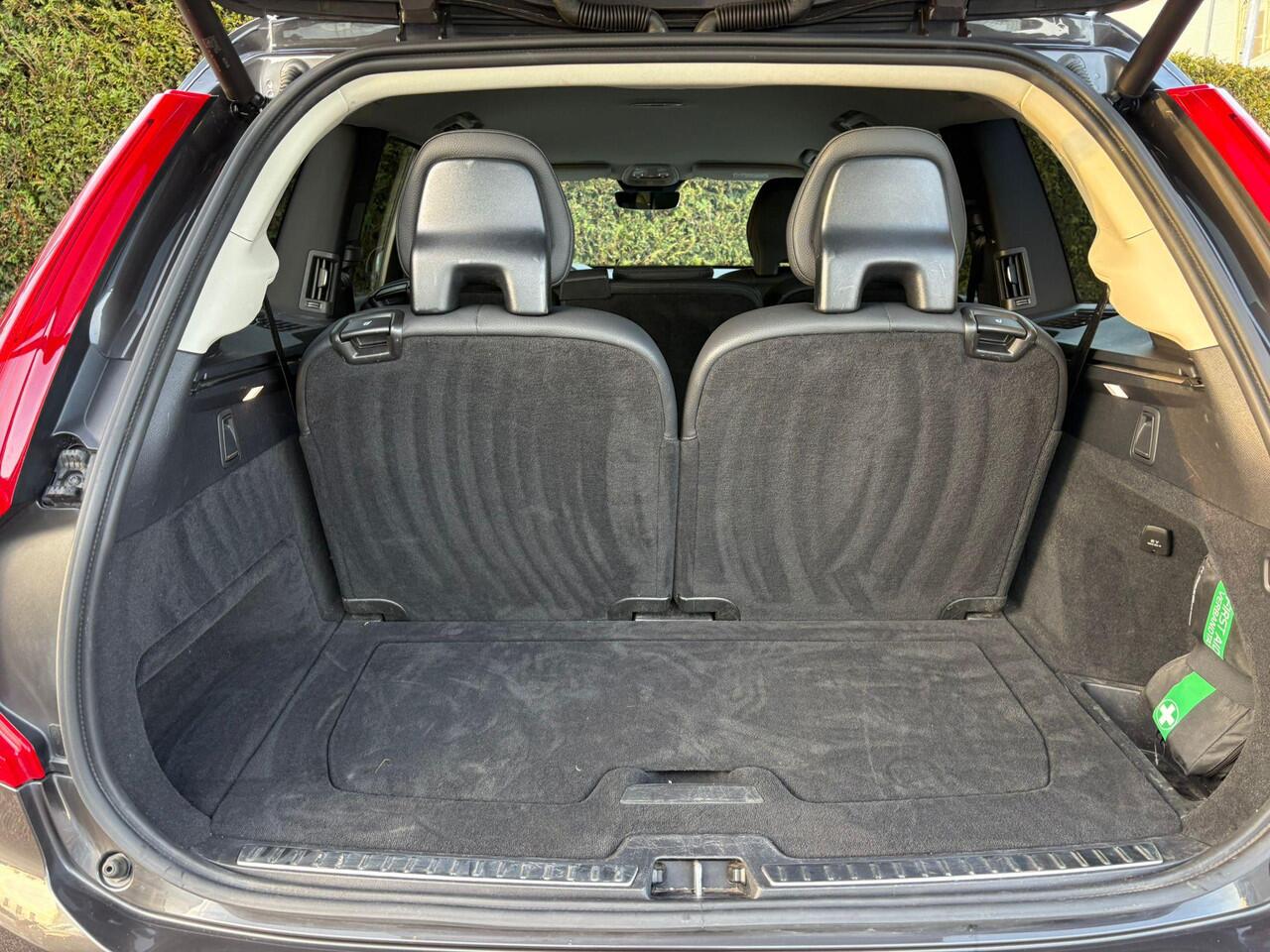 Volvo XC90 2.0 T8 Recharge AWD Core Bright