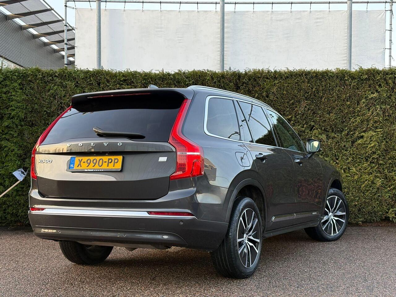 Volvo XC90 2.0 T8 Recharge AWD Core Bright