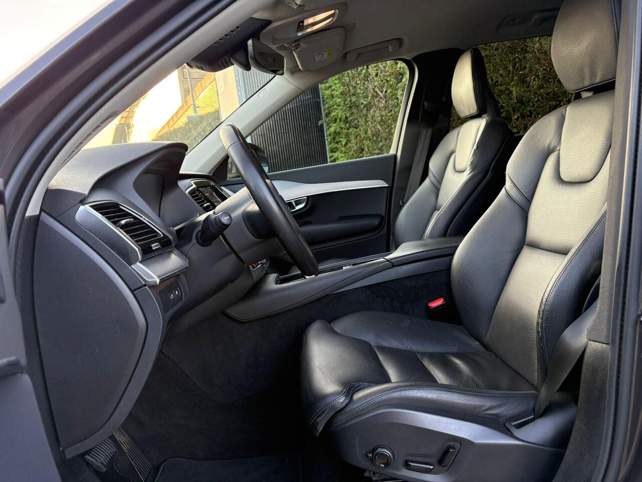 Volvo XC90 2.0 T8 Recharge AWD Core Bright