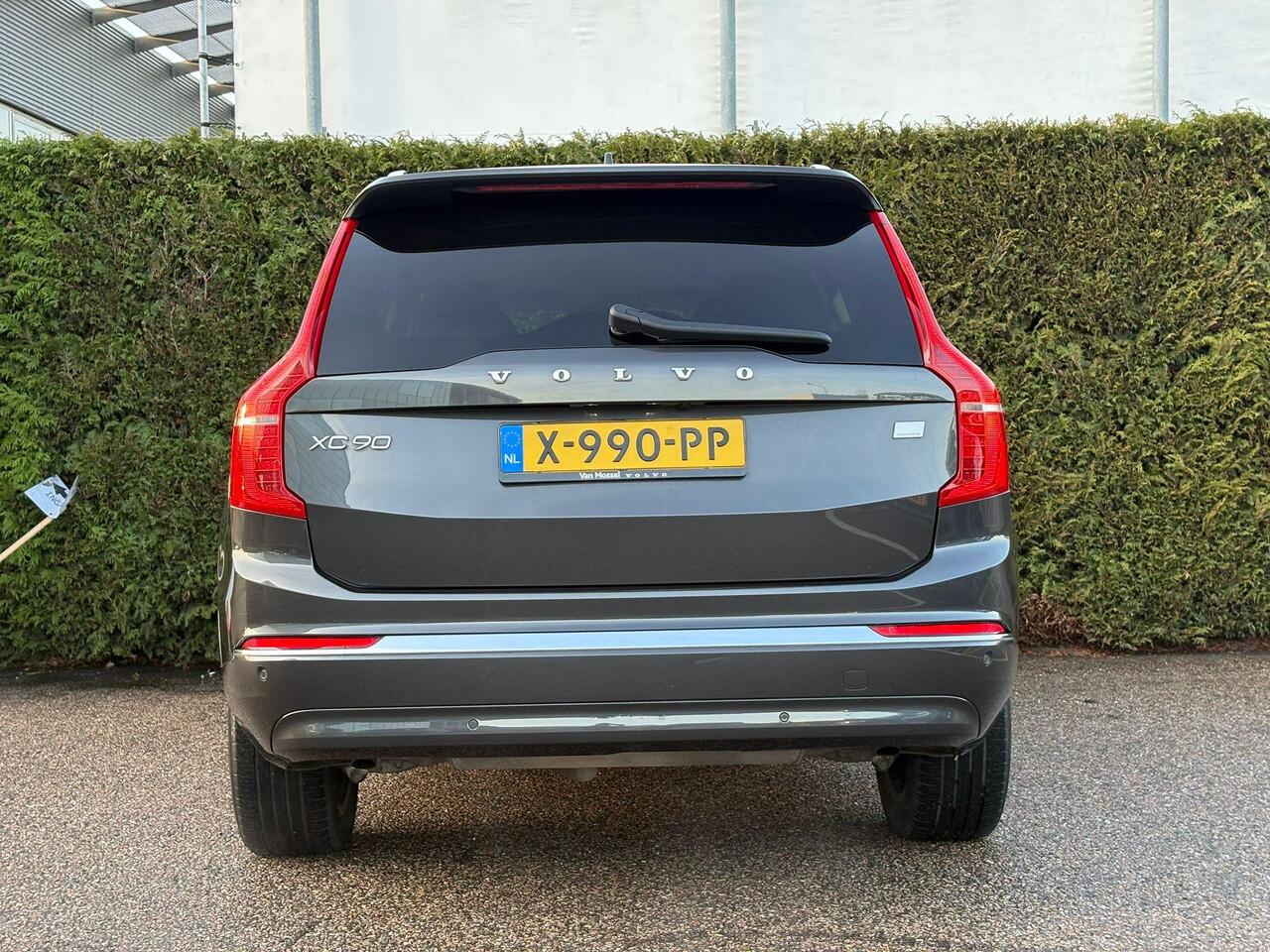Volvo XC90 2.0 T8 Recharge AWD Core Bright
