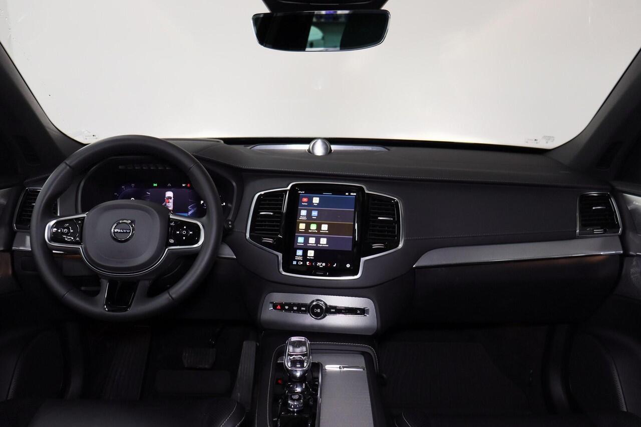 Volvo XC90 T8 Recharge AWD Ultimate Dark - LONG RANGE - Luchtvering - Panorama/schuifdak - IntelliSafe Assist & Surround - 360º Camera - Bowers & Wilkins audio - Adaptieve LED koplampen - Verwarmde voorstoelen, stuur & achterbank - Parkeersensoren voor & achter - El