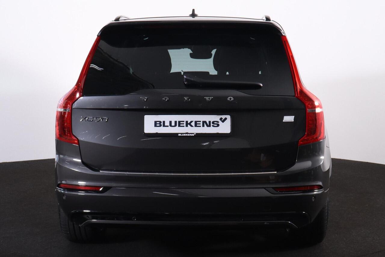 Volvo XC90 T8 Recharge AWD Ultimate Dark - LONG RANGE - Luchtvering - Panorama/schuifdak - IntelliSafe Assist & Surround - 360º Camera - Bowers & Wilkins audio - Adaptieve LED koplampen - Verwarmde voorstoelen, stuur & achterbank - Parkeersensoren voor & achter - El