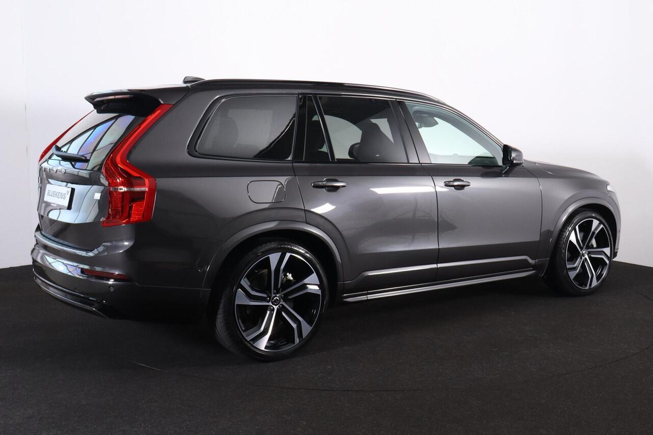 Volvo XC90 T8 Recharge AWD Ultimate Dark - LONG RANGE - Luchtvering - Panorama/schuifdak - IntelliSafe Assist & Surround - 360º Camera - Bowers & Wilkins audio - Adaptieve LED koplampen - Verwarmde voorstoelen, stuur & achterbank - Parkeersensoren voor & achter - El