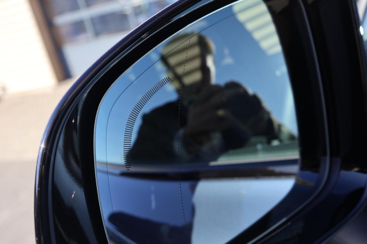 Volvo XC90 T8 Recharge AWD Ultimate Dark | Bowers & Wilkins | Luchtvering | Alcantara hemel