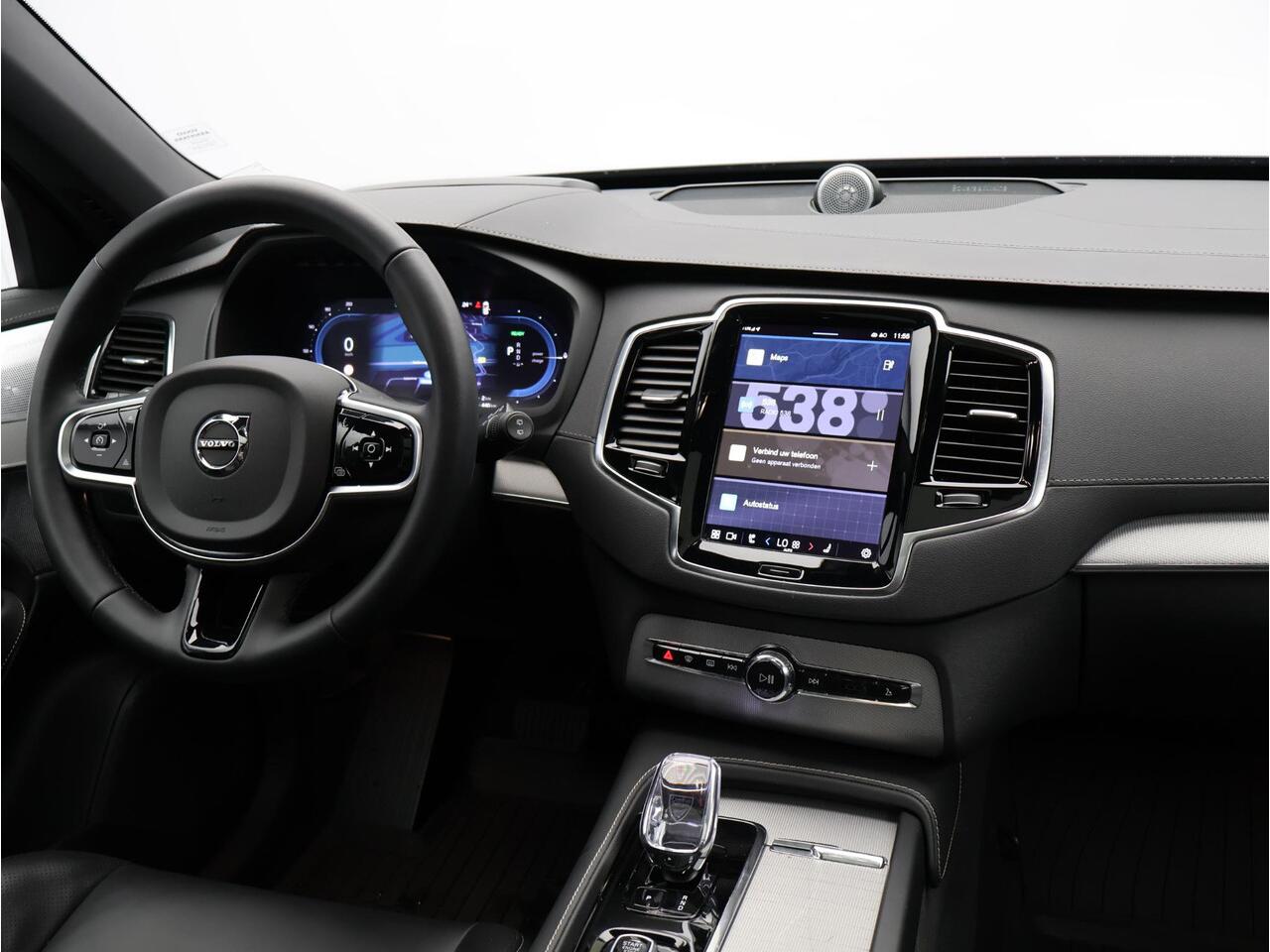 Volvo XC90 T8 455PK Recharge AWD Ultra Dark / Luchtvering / B&W Audio / Trekhaak / 22" / 360gr Camera / Extra Getint Glas / Contourstoelen Nappa /