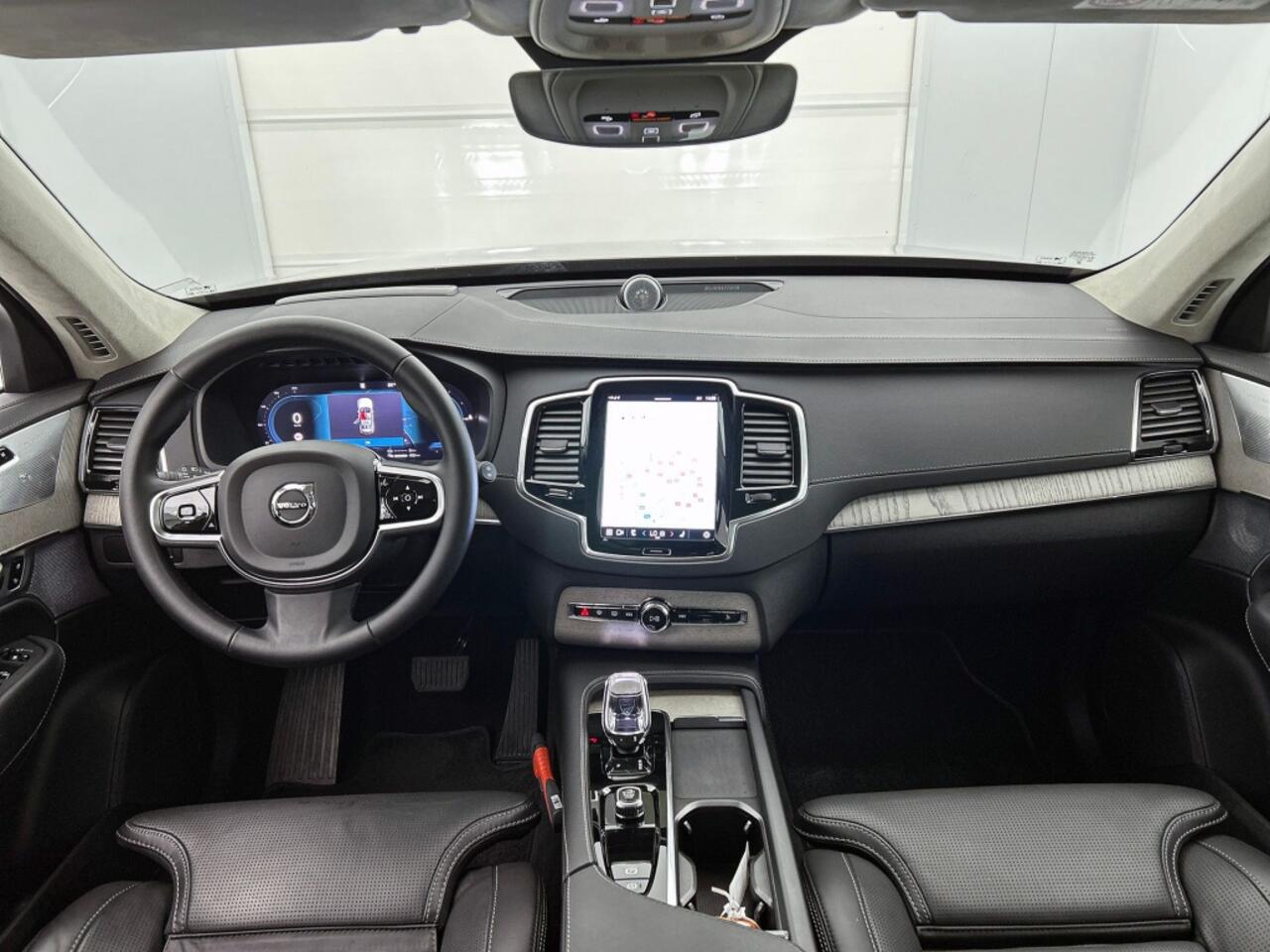 Volvo XC90 2.0 T8 AWD Ultimate Dark | Leder | Panorama dak | BLIS |