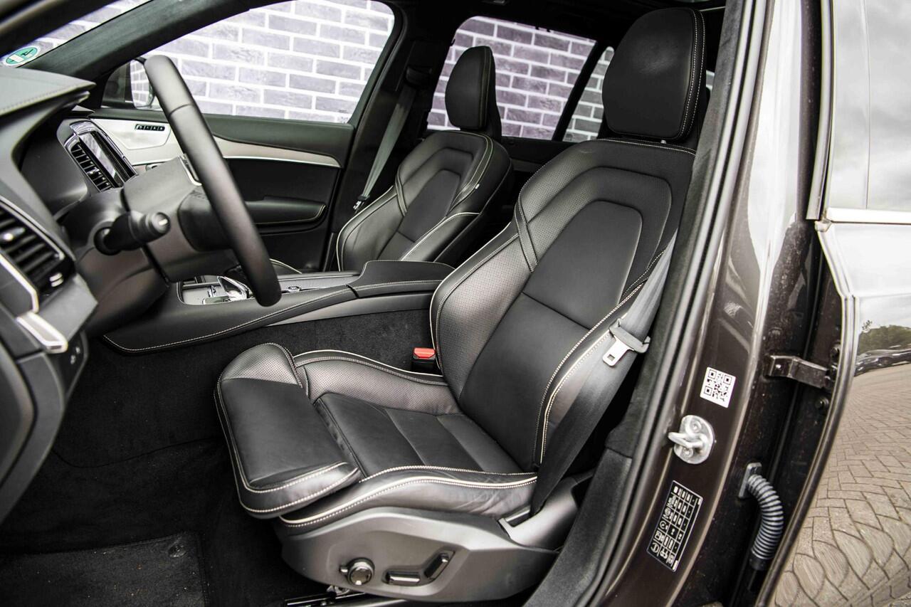 Volvo XC90 2.0 T8 Recharge AWD Ultra Bright | Luchtvering | 21" | Trekhaak | 360 Camera | Bowers & Wilkins | Head Up | Gelamineerd Glas | Power Seats |